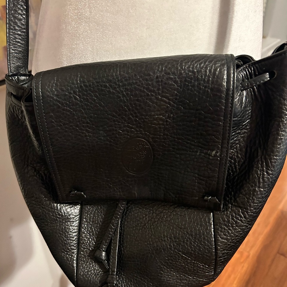 Sleek Philippe Model Black Leather Crossbody Bag
